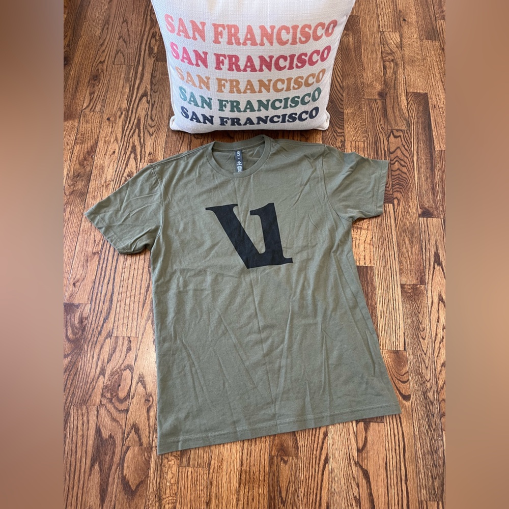 Men’s Vuori T Shirt - Size M